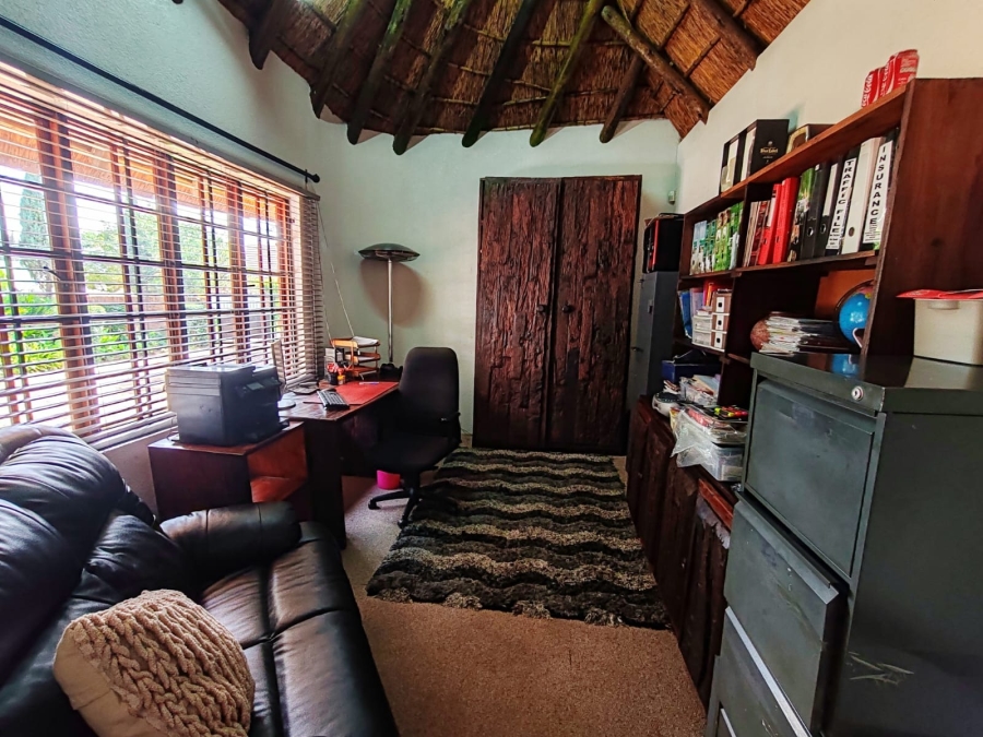 4 Bedroom Property for Sale in Van Der Hoff Park North West